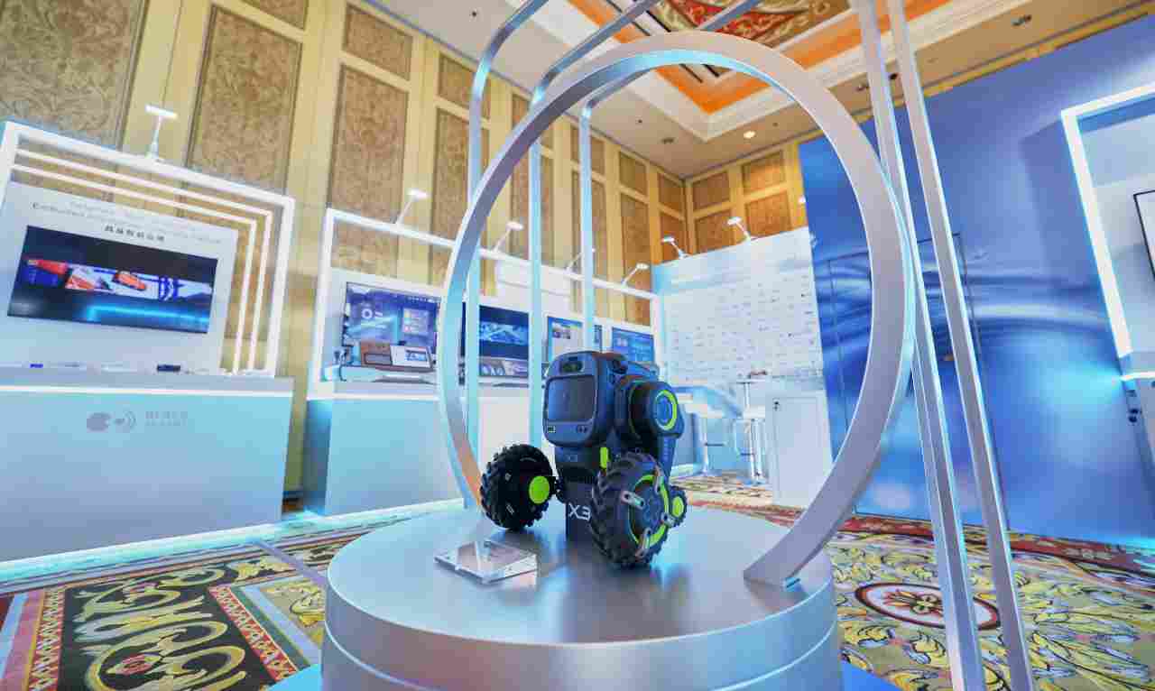 CES 2026：近60家企业参展，一文尽览中国机器人军团“硬实力”