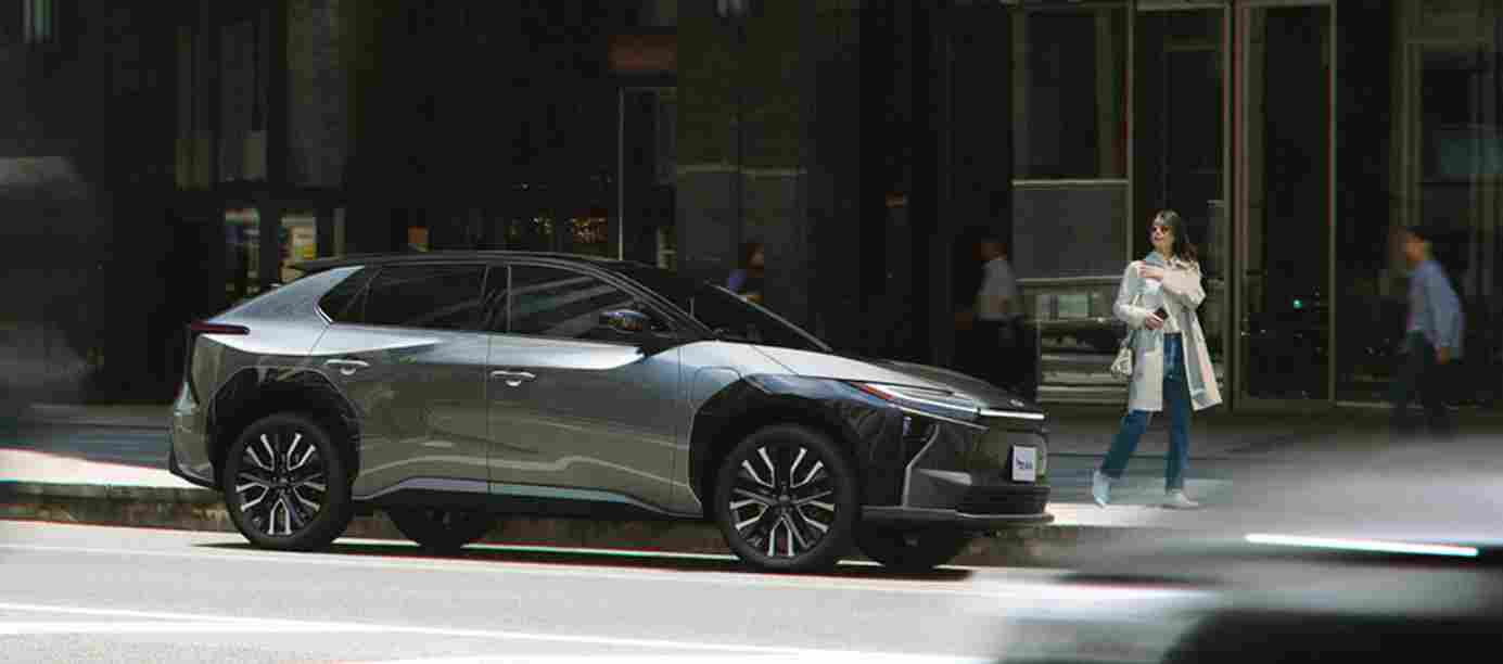 丰田击败日产，首次登顶日本季度电动汽车销量榜