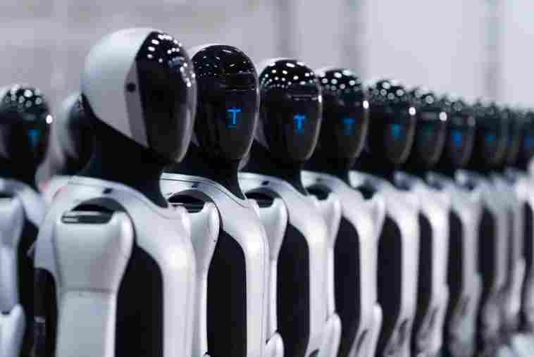 车企高管们，奔赴具身智能