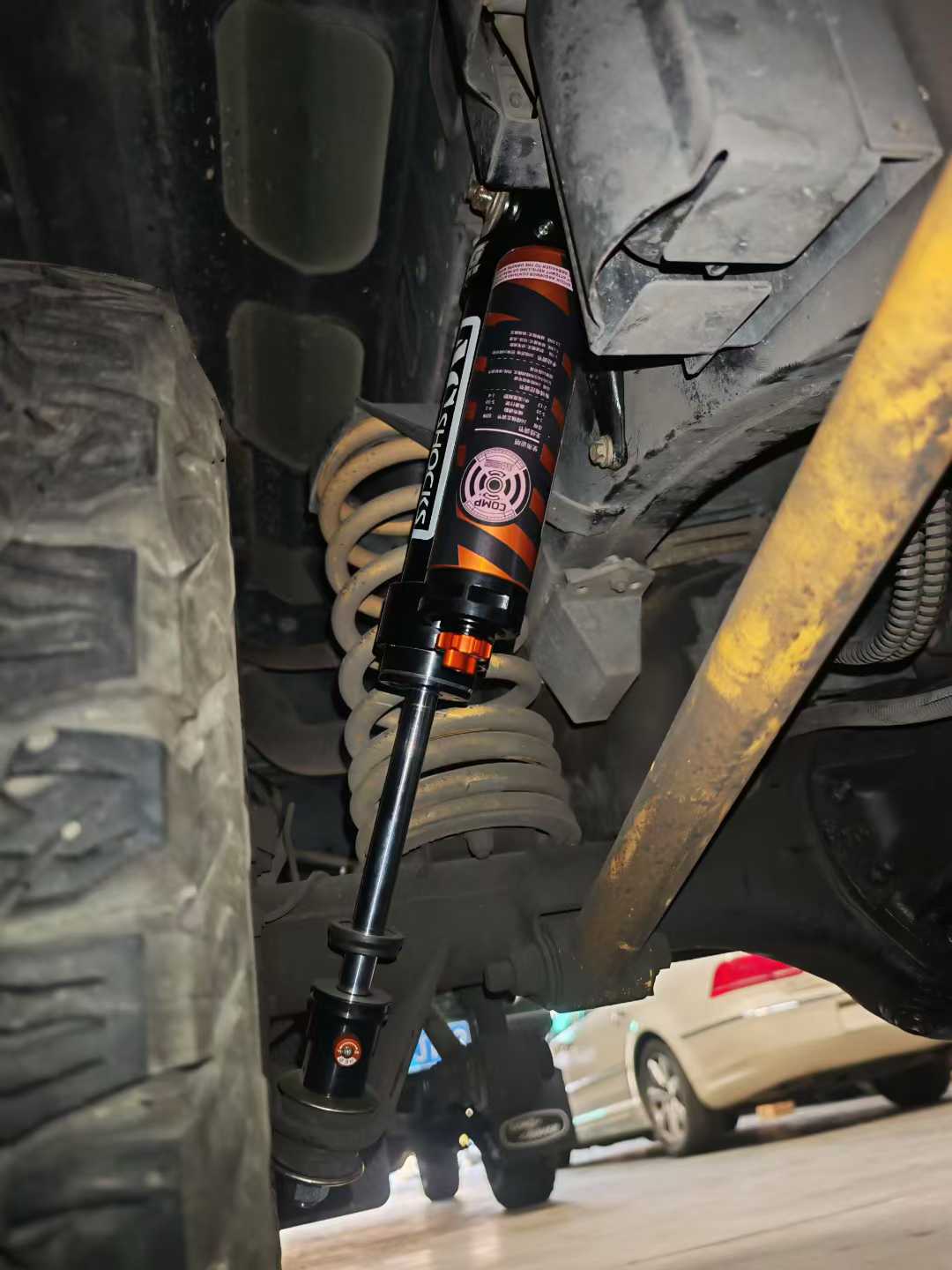 AGshocks氮气减震