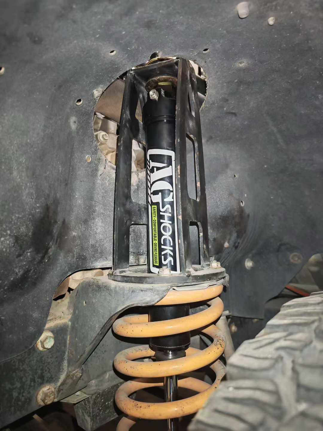 AGshocks氮气减震