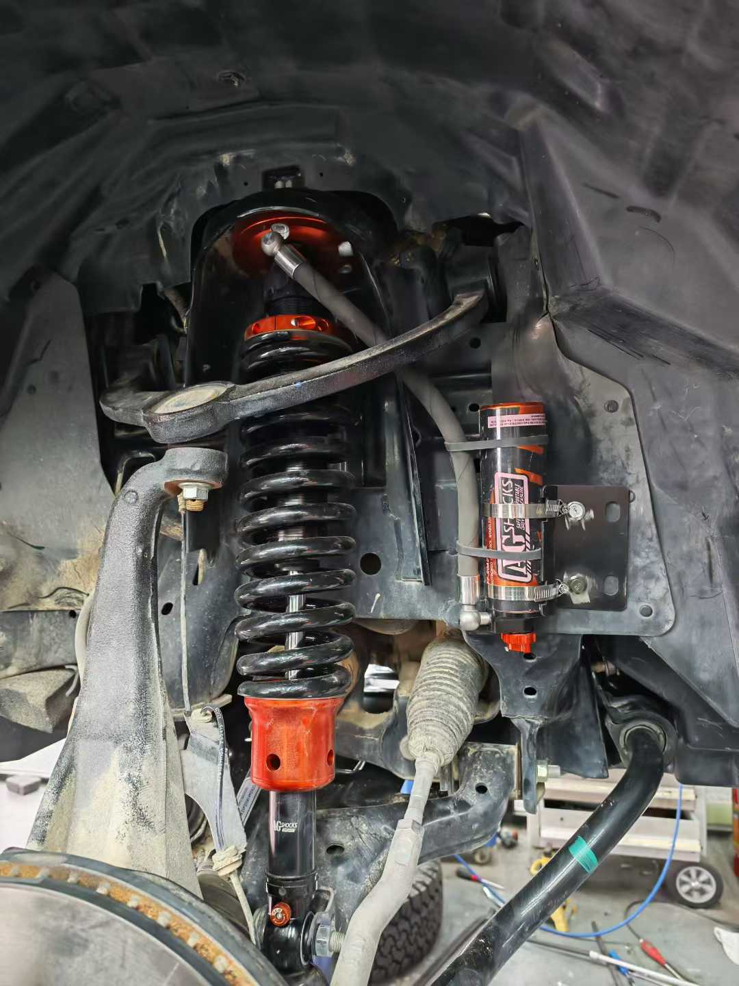 AGshocks氮气减震 AGshocks氮气减震