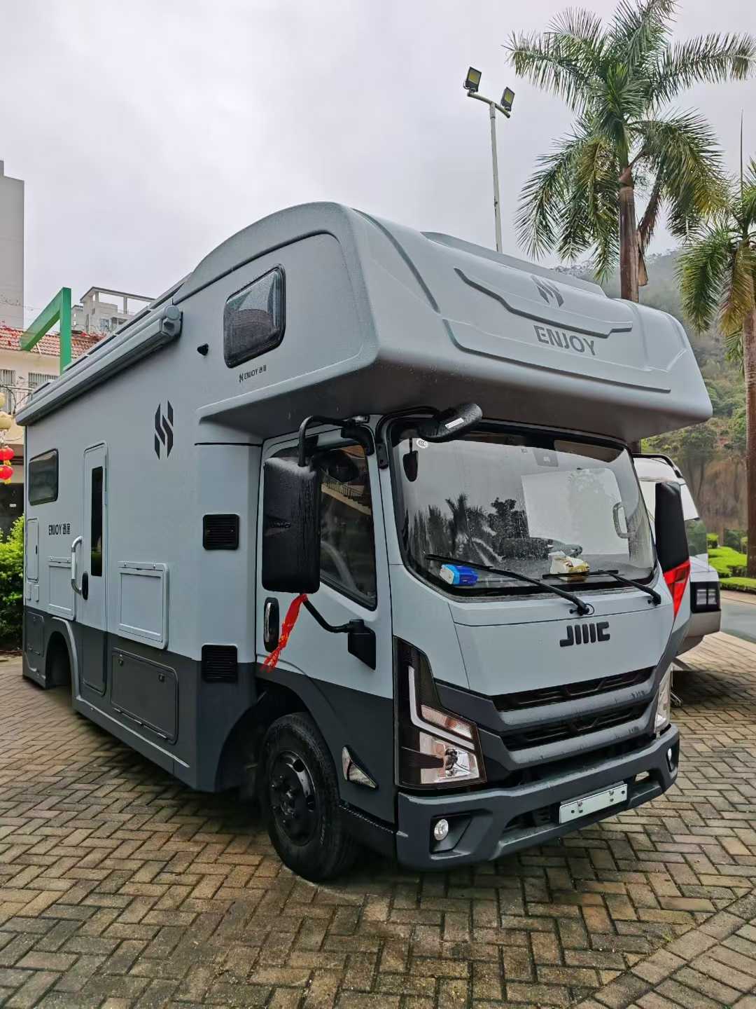 AGshocks氮气减震