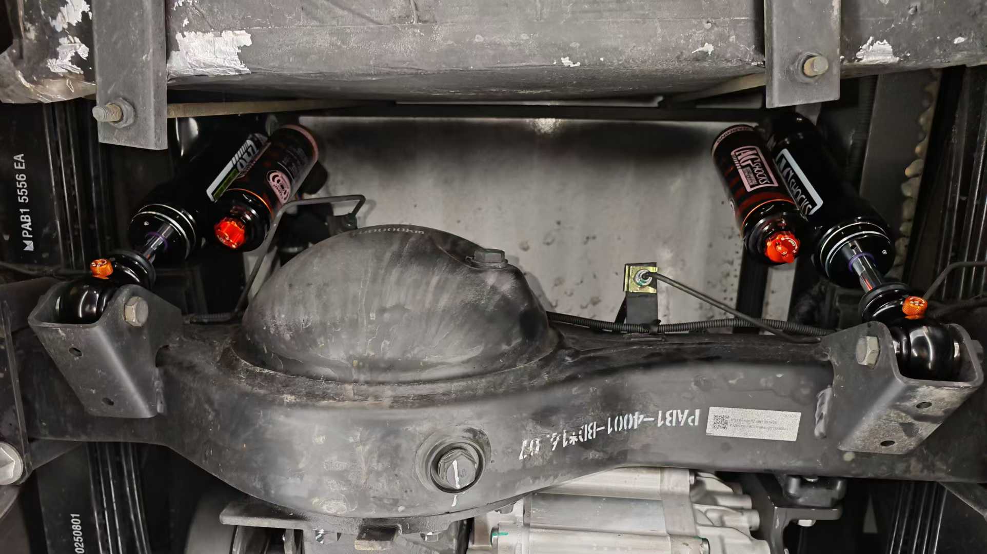 AGshocks氮气减震