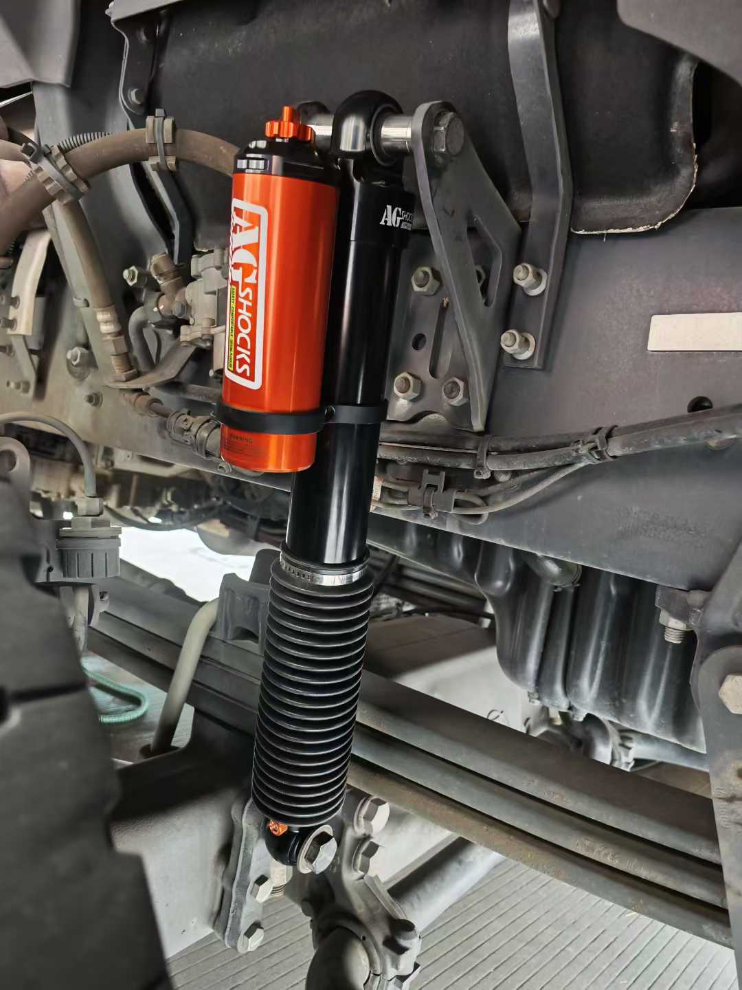 AGshocks氮气减震