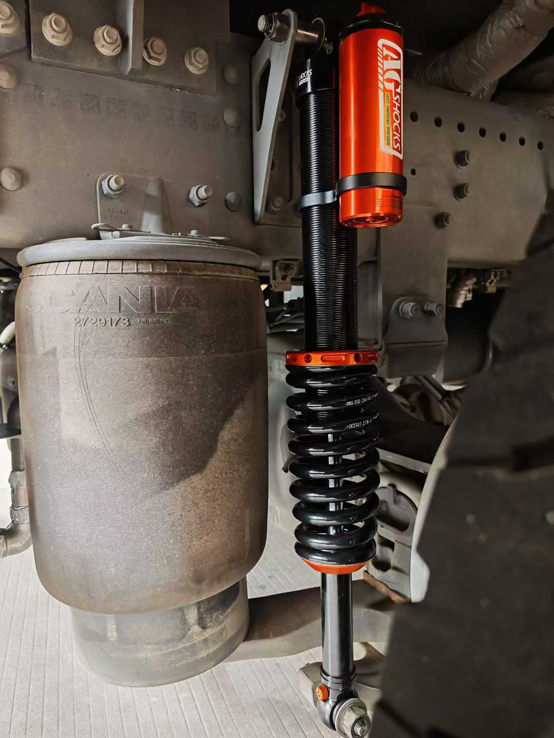 AGshocks氮气减震